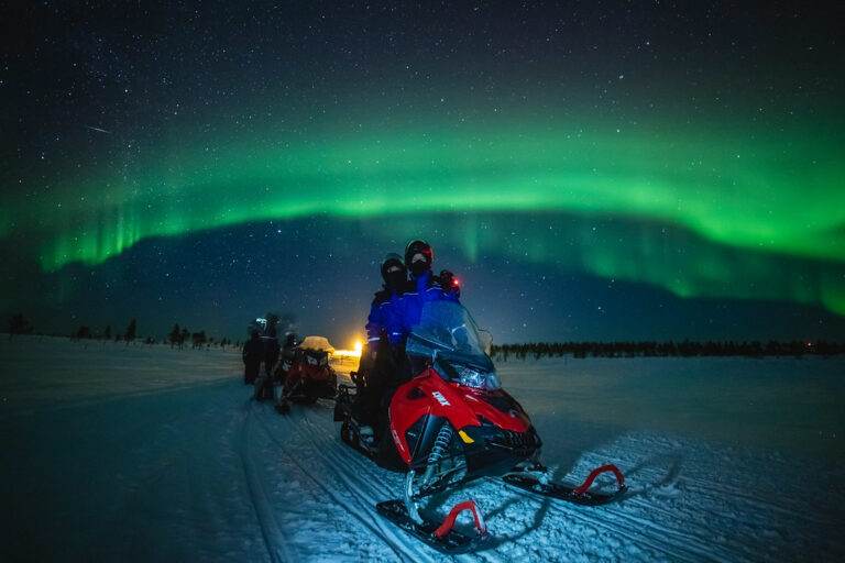 Finnish Lapland: Northern Light Tour